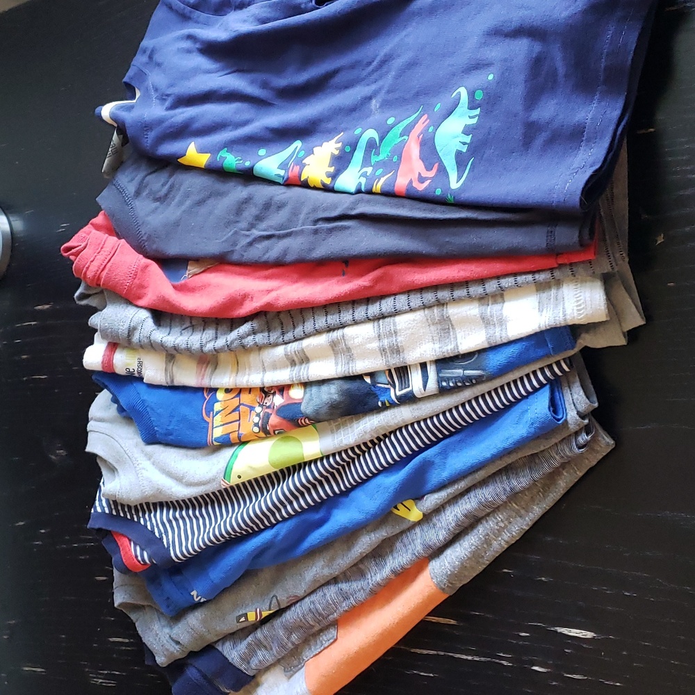 Bundle of 4T Short sleeved shirts